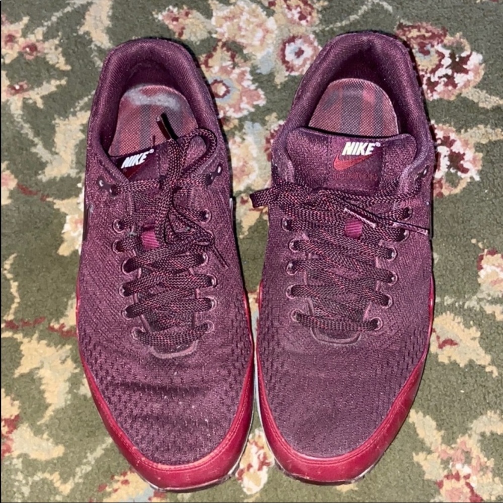 Nike Air Max Sneakers - Picture 3 of 7